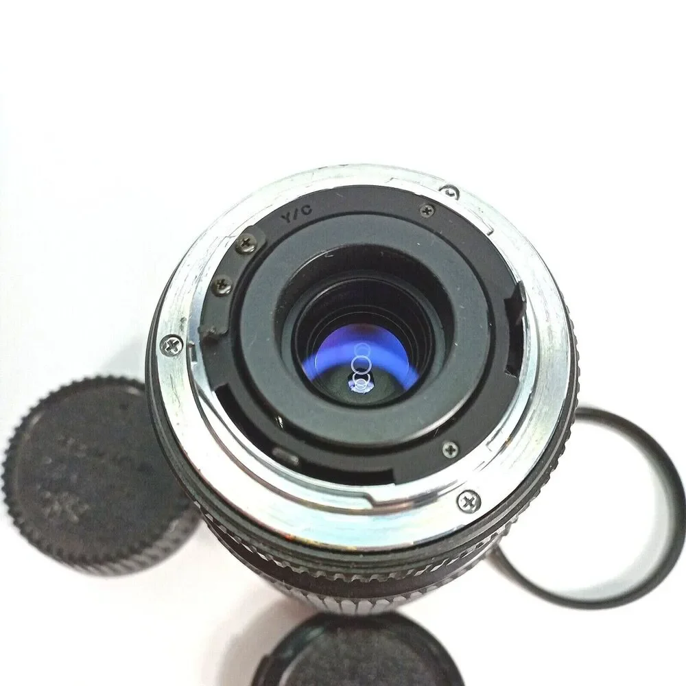 Tokina Camera Lens Macro Zoom 70-210mm f:4-5.6 with UV filter & lens caps